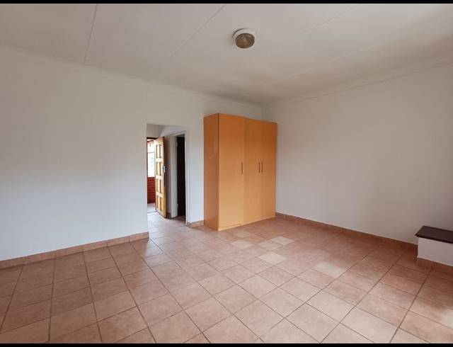 1 BEDROOM PROPERTY TO RENT IN GEZINA